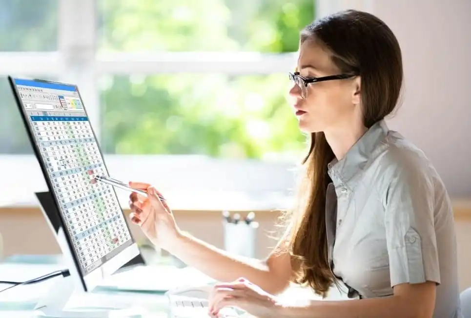 doctor watching appointment calander image