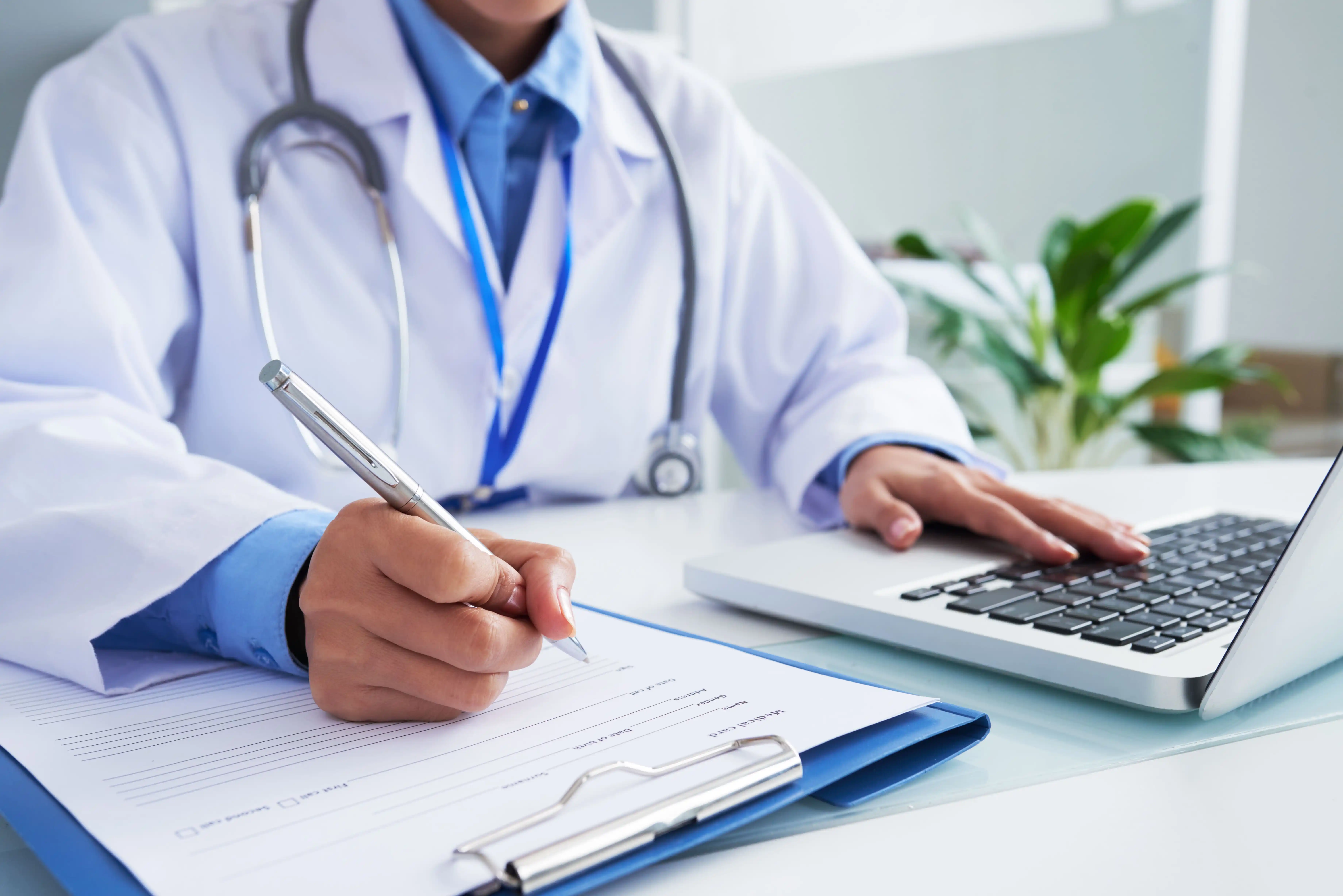 doctor form filling image